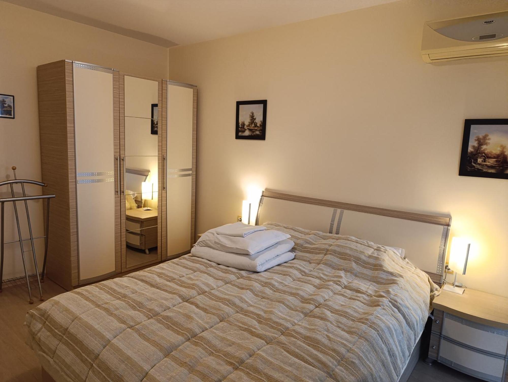 Sun City Apartments Slântsjev Brjag Eksteriør bilde