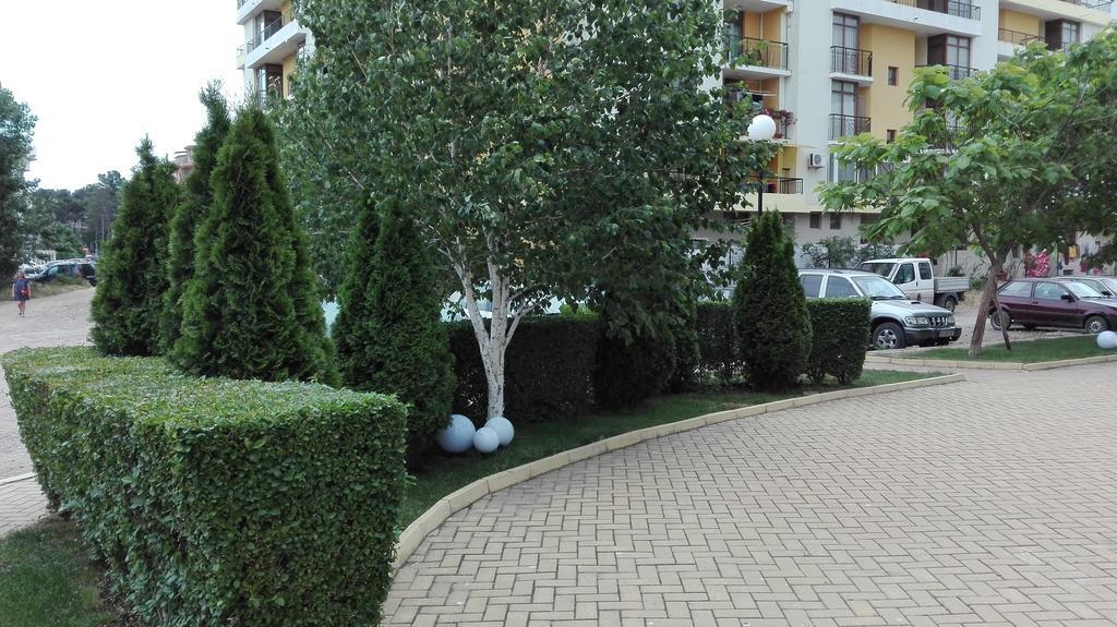 Sun City Apartments Slântsjev Brjag Eksteriør bilde